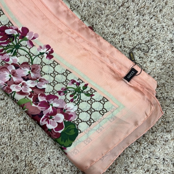 GG Silk Scarf Shawl Pink Rose Print - Picture 2 of 4